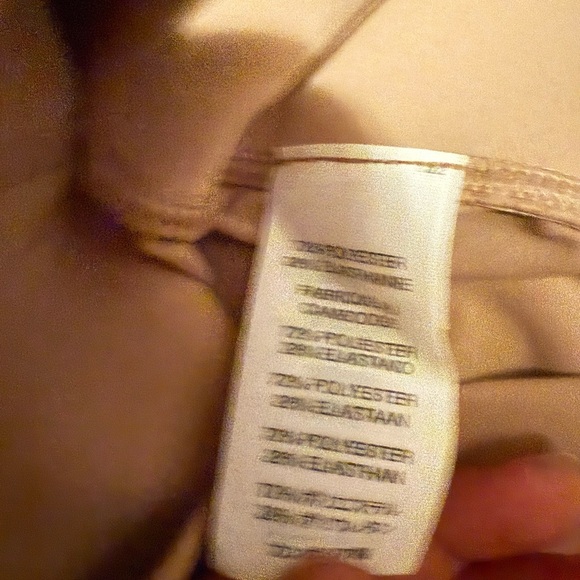 NWT Vuori Women's Studio Flare Pants in Coconut size small/Large - Picture 10 of 10